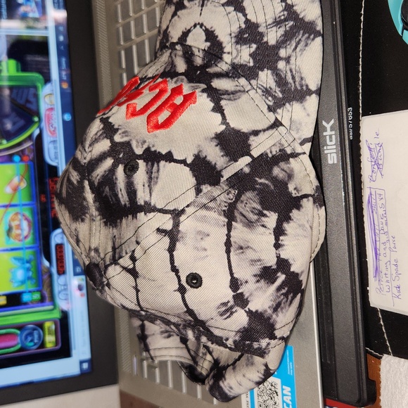 AC /DC Ball cap - Picture 2 of 6